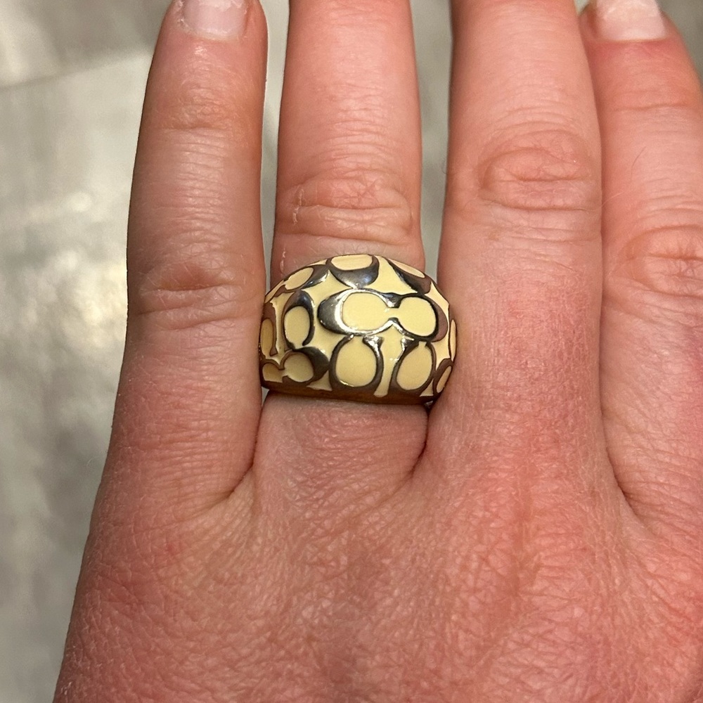 Coach Ring size 6 - Picture 3 of 4